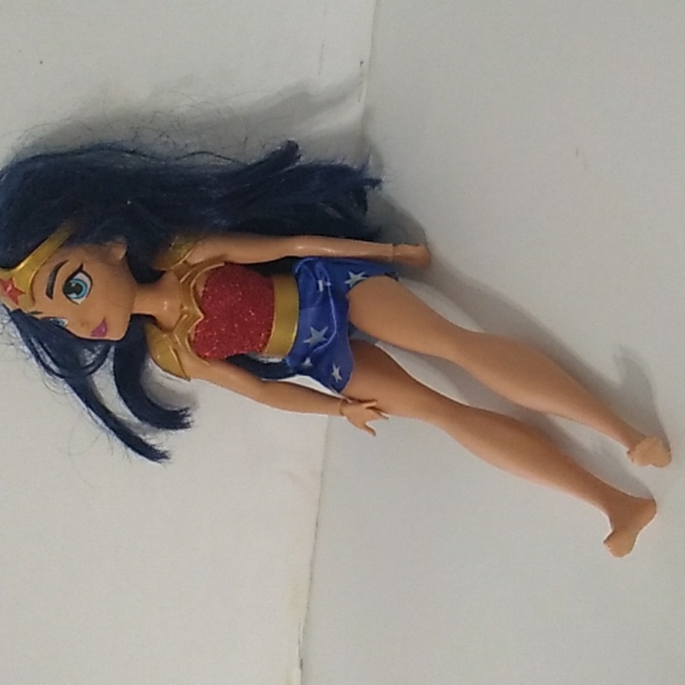 DC Super Hero Wonder Woman Barbie Doll Hero Girl